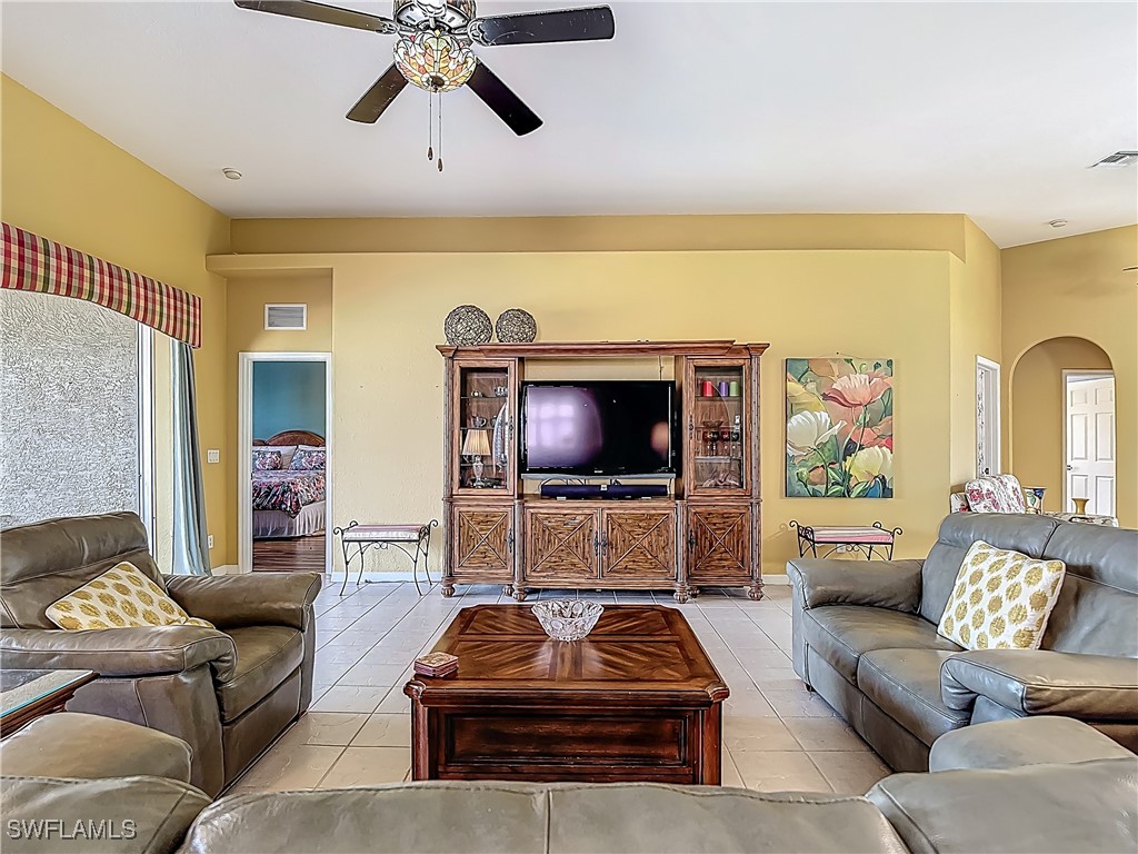 North Fort Myers, Florida, 33917, United States, 3 Bedrooms Bedrooms, ,2 BathroomsBathrooms,Residential,For Sale,1804278