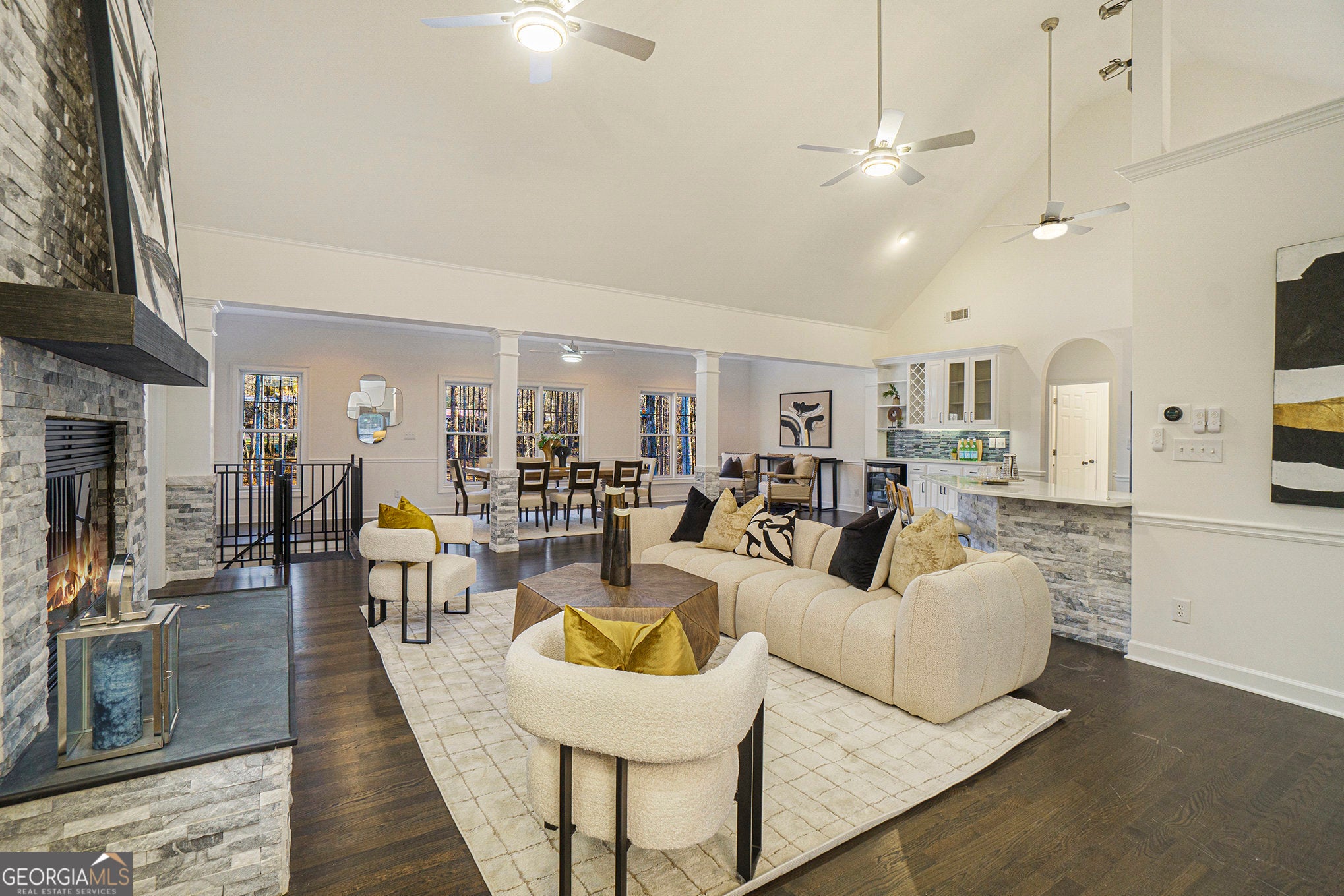 Canton, Georgia, 30115, United States, 8 Bedrooms Bedrooms, ,7 BathroomsBathrooms,Residential,For Sale,1858976