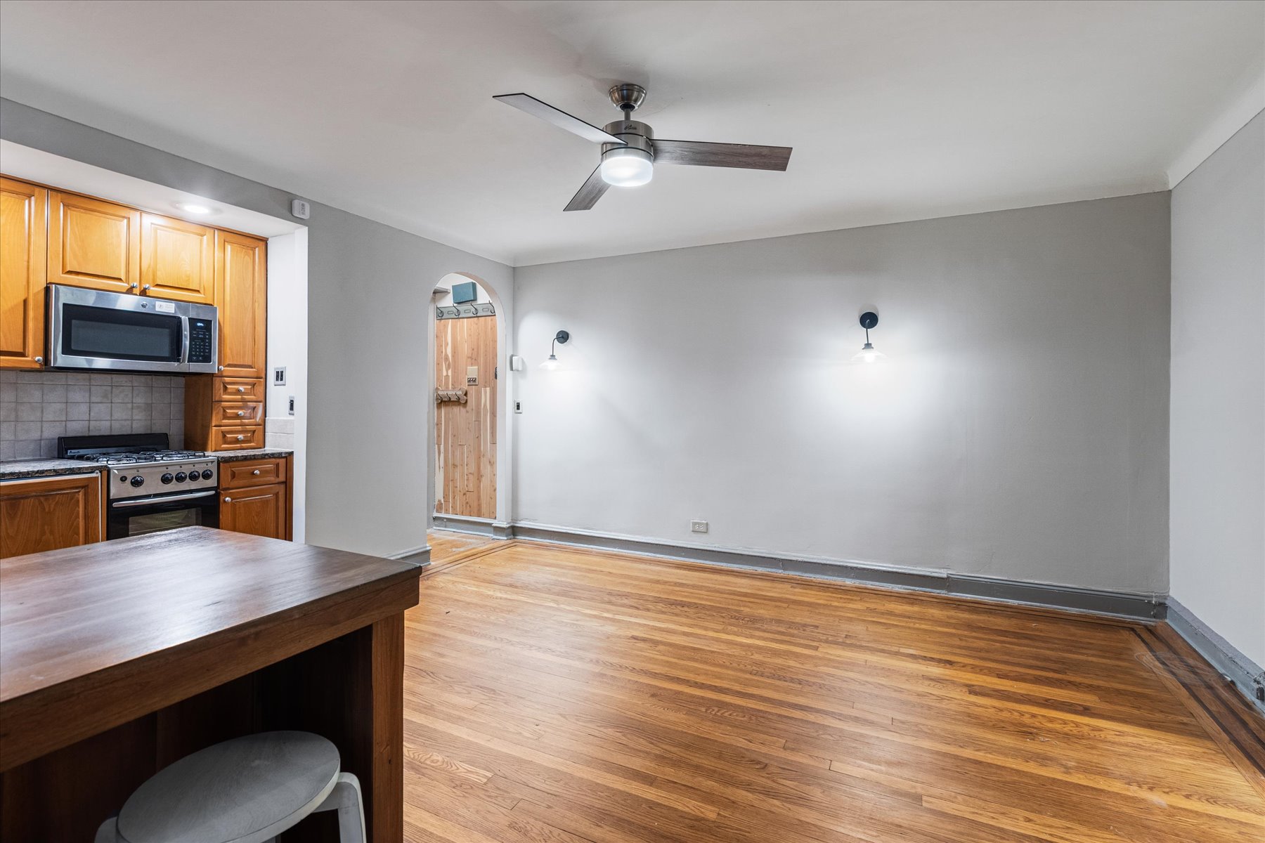  150 Burns Street, Forest Hills, NY, 11375 - 物件實景