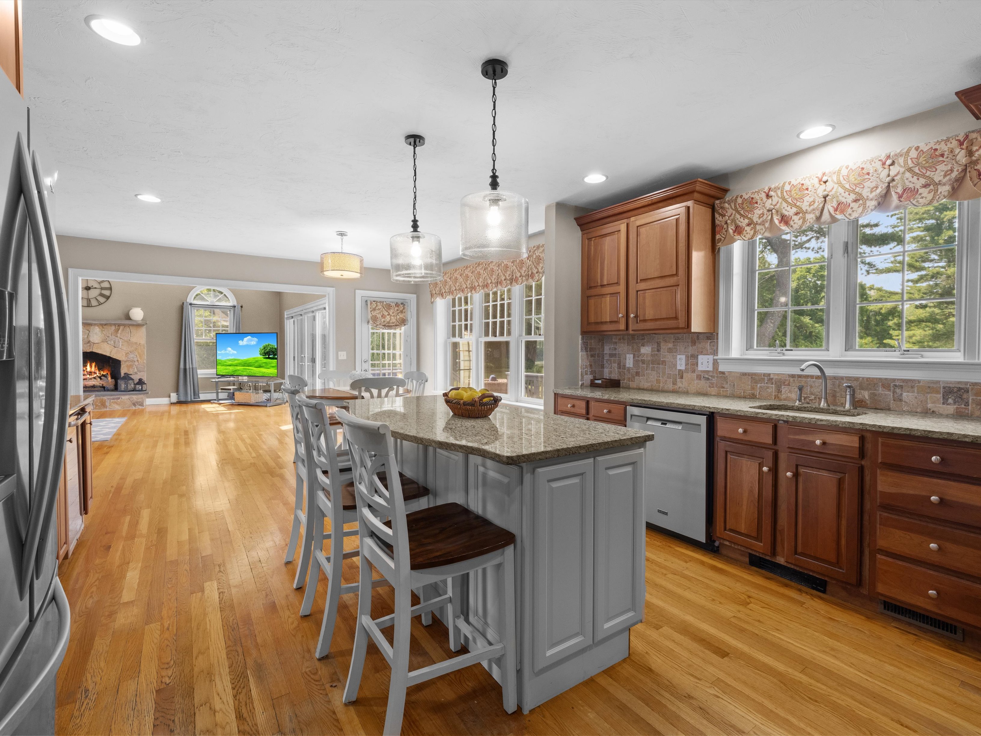  6 Warburton Lane, Westborough, MA 01581 - 物件實景