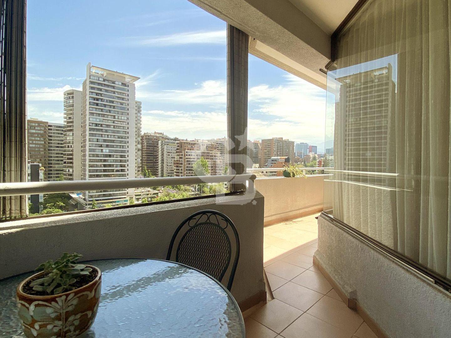 Las Condes, Chile, 5 Bedrooms Bedrooms, ,4 BathroomsBathrooms,Residential,For Sale,1994640