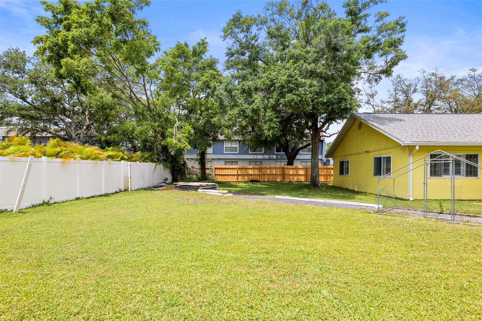 Clearwater, Florida, 33760, United States, 3 Bedrooms Bedrooms, ,2 BathroomsBathrooms,Residential,For Sale,1826177