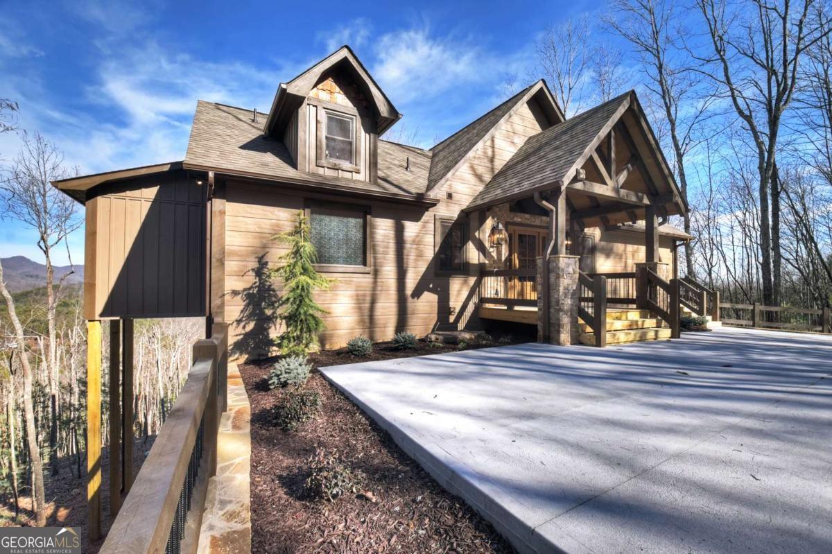 Mineral Bluff, Georgia, 30559, United States, 4 Bedrooms Bedrooms, ,4 BathroomsBathrooms,Residential,For Sale,2011407