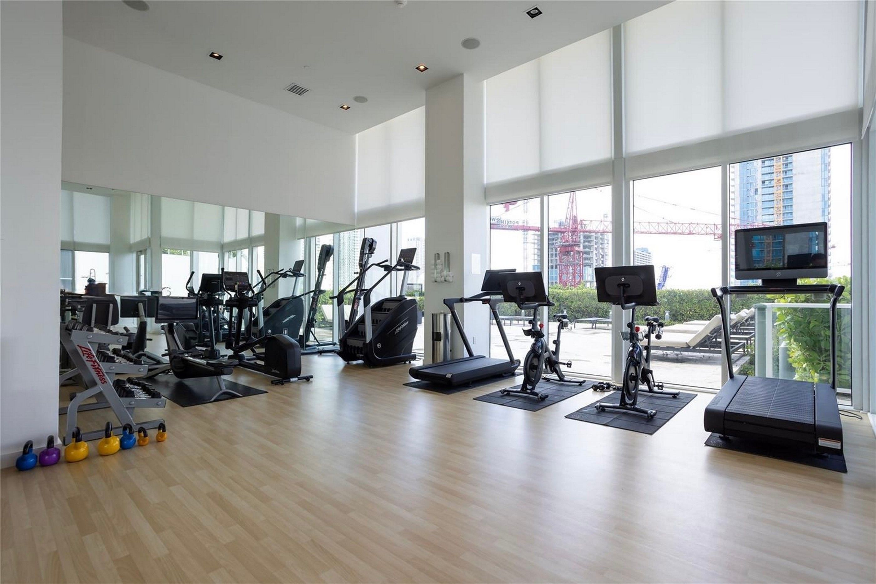  1040 Biscayne Blvd, Miami, FL, 33132 - 物件實景