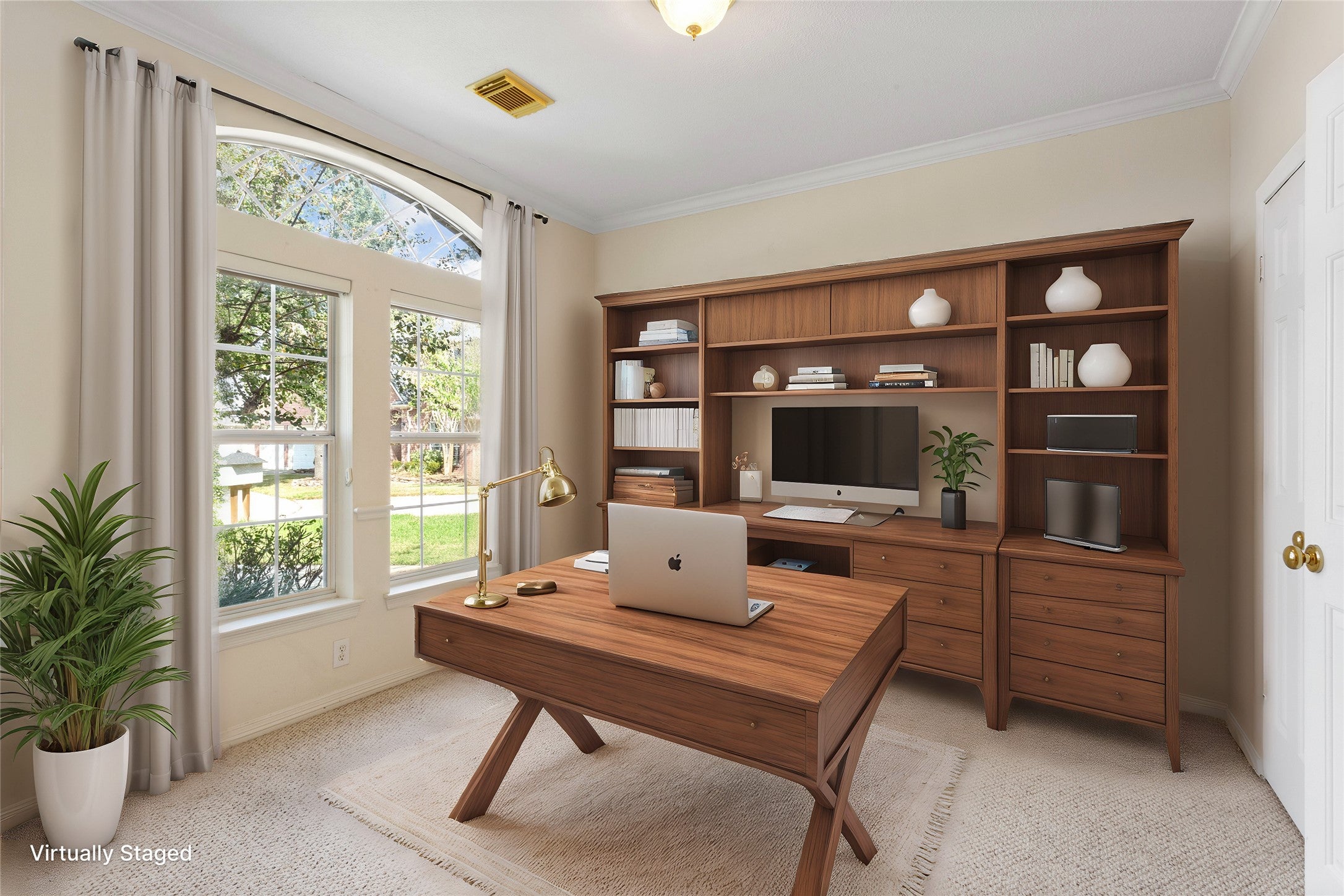 Houston, Texas, 77055, United States, 3 Bedrooms Bedrooms, ,2 BathroomsBathrooms,Residential,For Sale,1923474