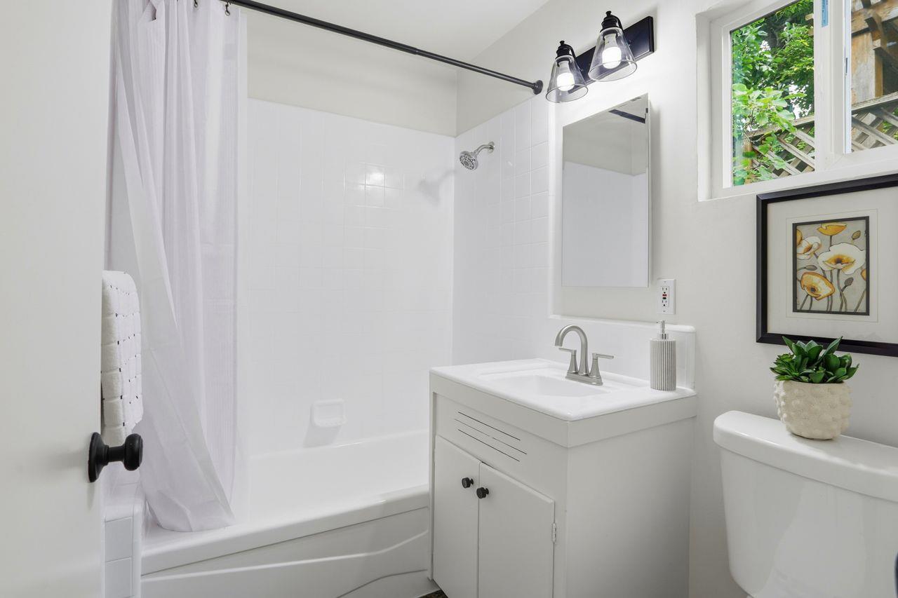 San Jose, California, 95126, United States, 4 Bedrooms Bedrooms, ,3 BathroomsBathrooms,Residential,For Sale,1988226