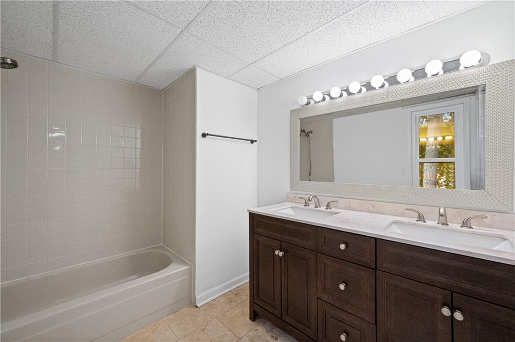 Marietta, Georgia, 30066, United States, 4 Bedrooms Bedrooms, ,3 BathroomsBathrooms,Residential,For Sale,1986334