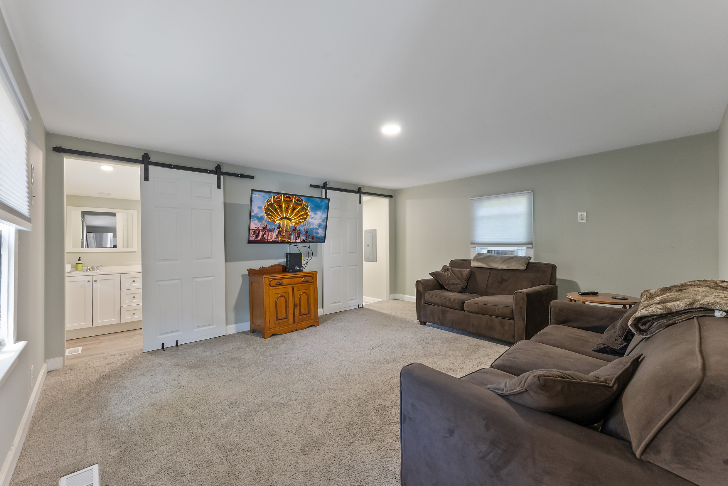 Cape May Court House, New Jersey, 08210, United States, 6 Bedrooms Bedrooms, ,4 BathroomsBathrooms,Residential,For Sale,1924841