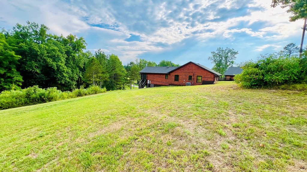 Blairsville, Georgia, 30512, United States, 3 Bedrooms Bedrooms, ,2 BathroomsBathrooms,Residential,For Sale,1930020