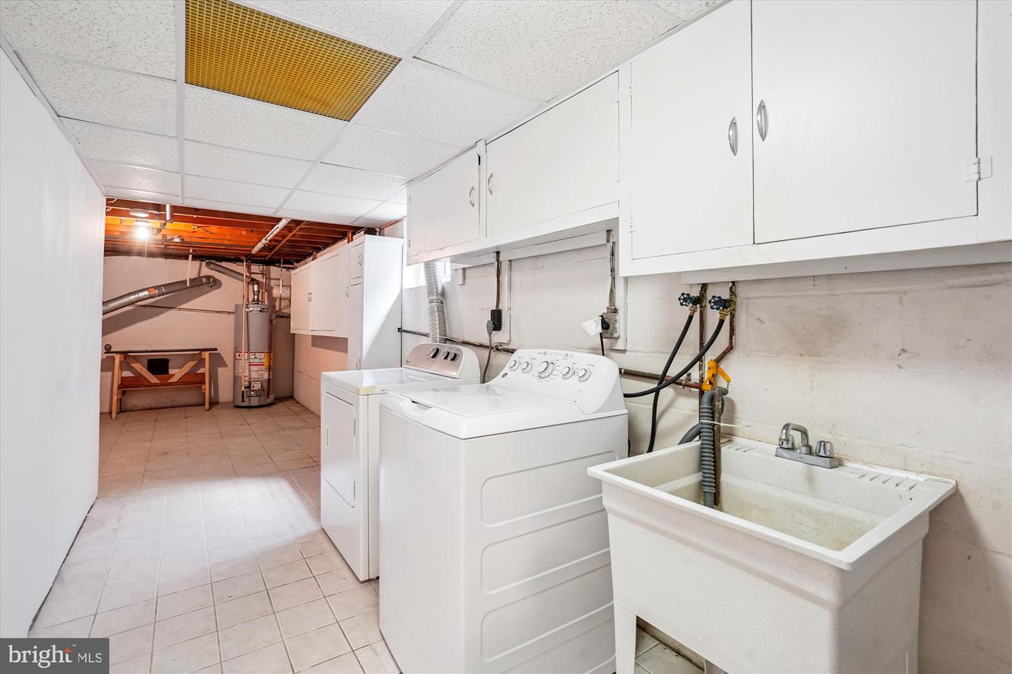 Bethesda, Maryland, 20817, United States, 4 Bedrooms Bedrooms, ,3 BathroomsBathrooms,Residential,For Sale,1934695
