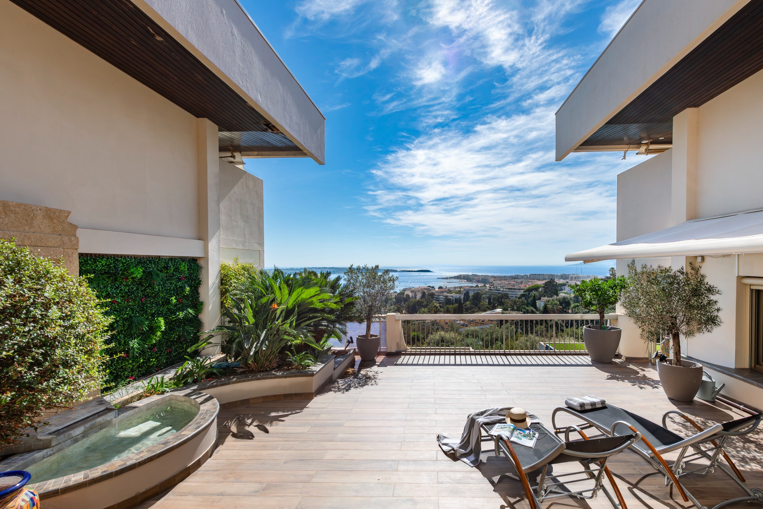  Cannes residential area, unique penthouse with panoramic sea view - 物件實景