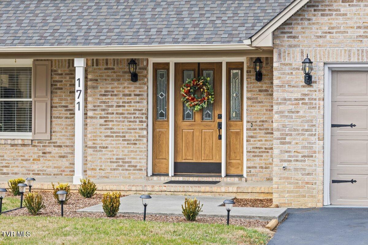 Gray, Tennessee, 37615, United States, 4 Bedrooms Bedrooms, ,3 BathroomsBathrooms,Residential,For Sale,1979136