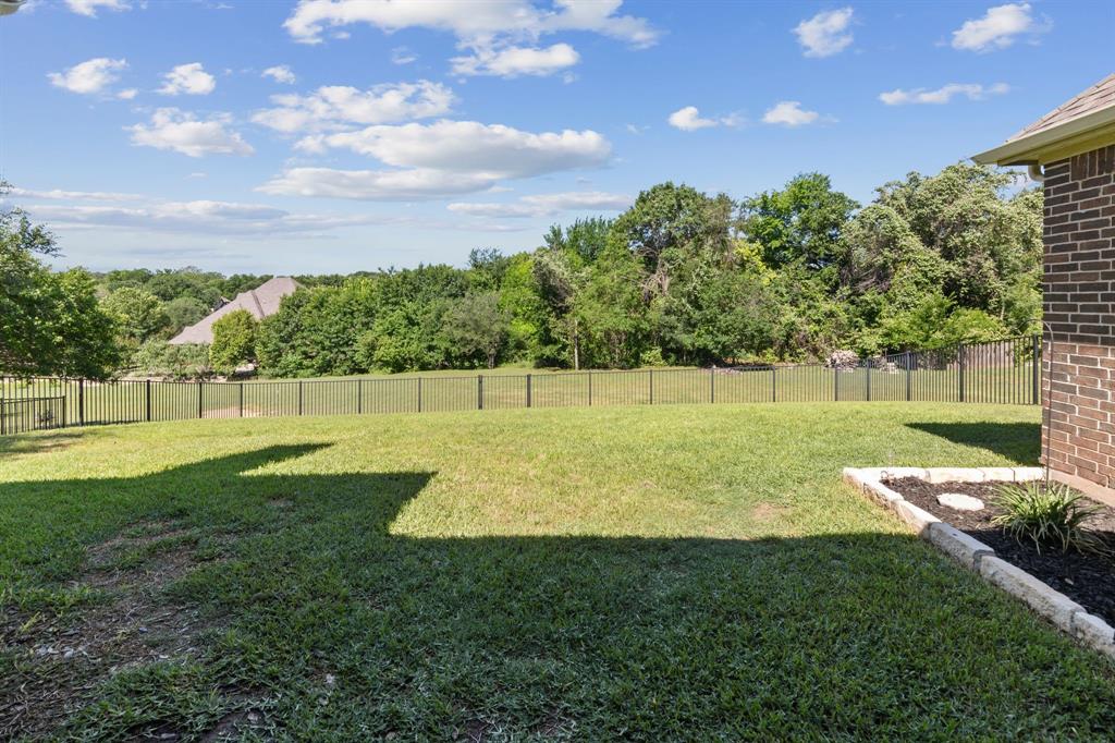 Lakeside, Texas, 76108, United States, 4 Bedrooms Bedrooms, ,3 BathroomsBathrooms,Residential,For Sale,1796738