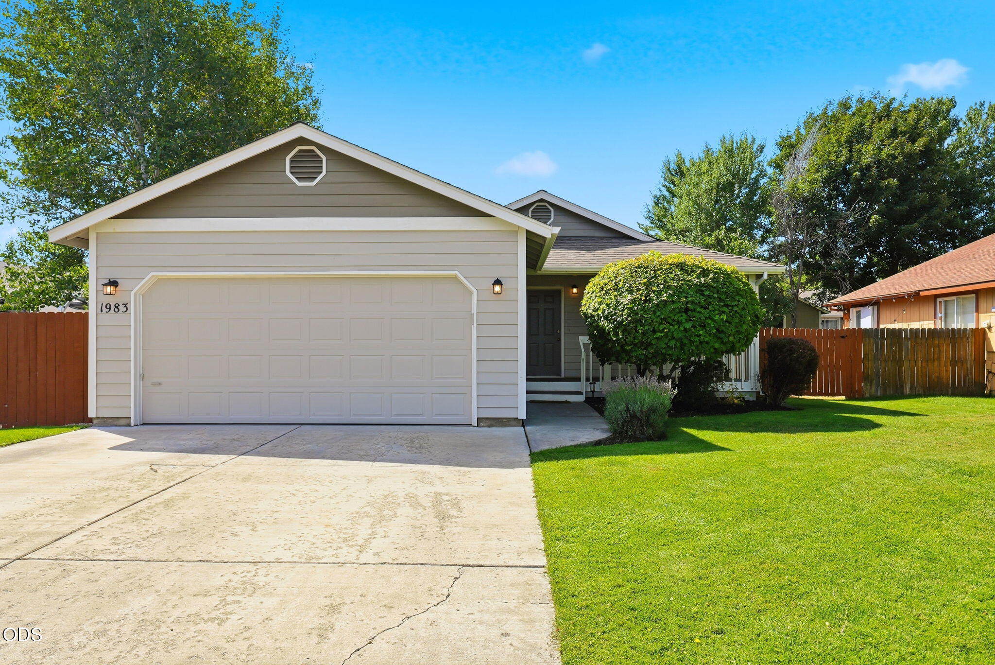 Jackson Ave, Bend, OR 97701