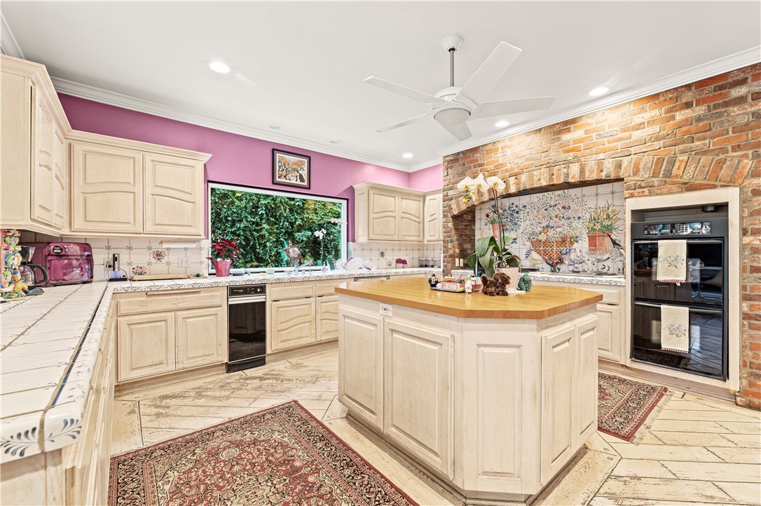 Encino, California, 91436, United States, 6 Bedrooms Bedrooms, ,7 BathroomsBathrooms,Residential,For Sale,1974550