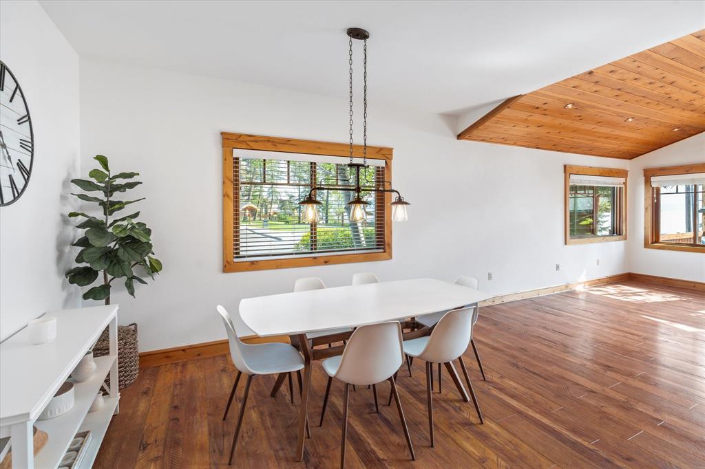 Lakeside, Montana, 59922, United States, 3 Bedrooms Bedrooms, ,2 BathroomsBathrooms,Residential,For Sale,2048351
