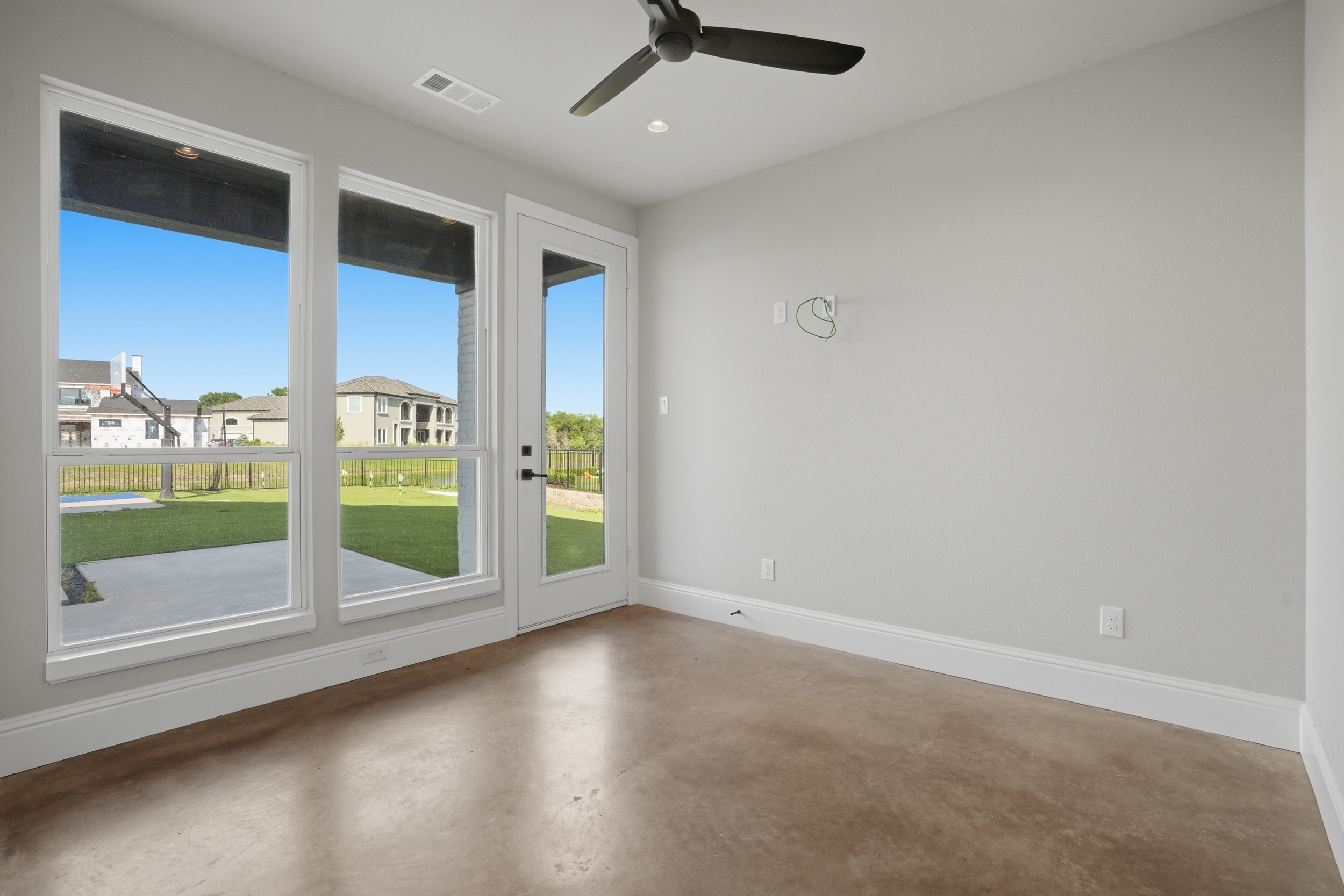  7/5 off Lake Ray Hubbard in Forney with Pool and Pickleball Courts - 物件實景