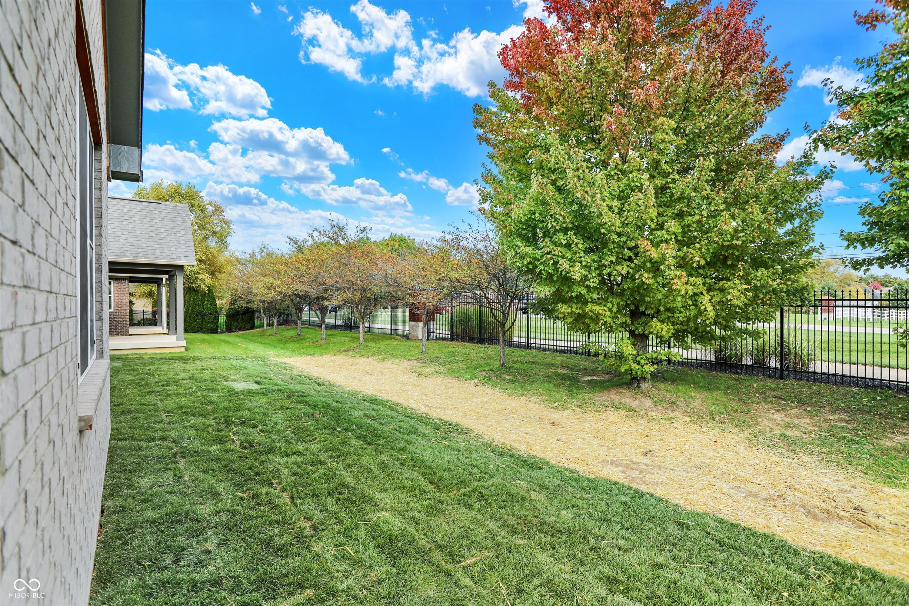 Indianapolis, Indiana, 46237, United States, 4 Bedrooms Bedrooms, ,2 BathroomsBathrooms,Residential,For Sale,1983350