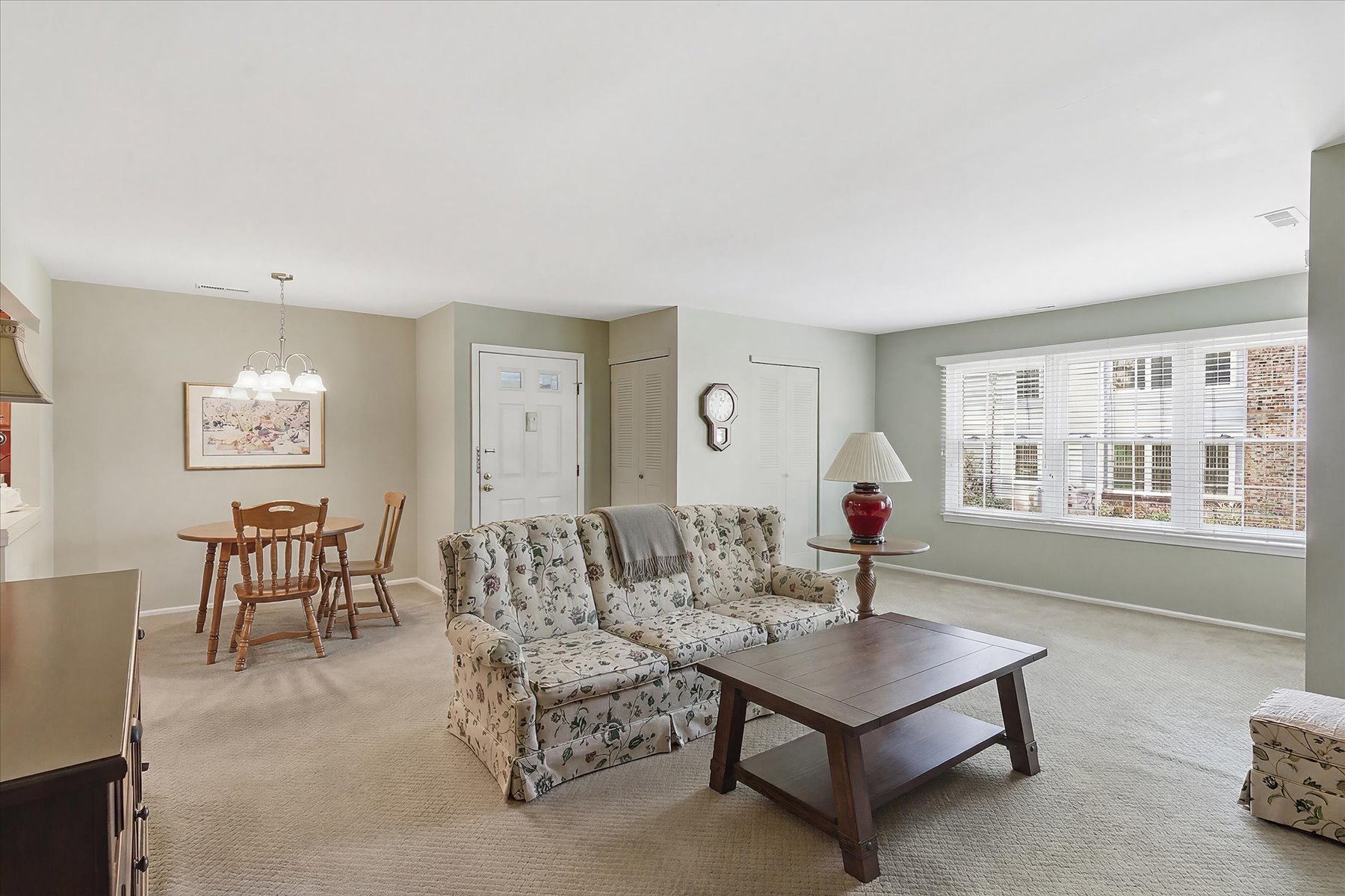  52 Honeysuckle Lane - 物件實景