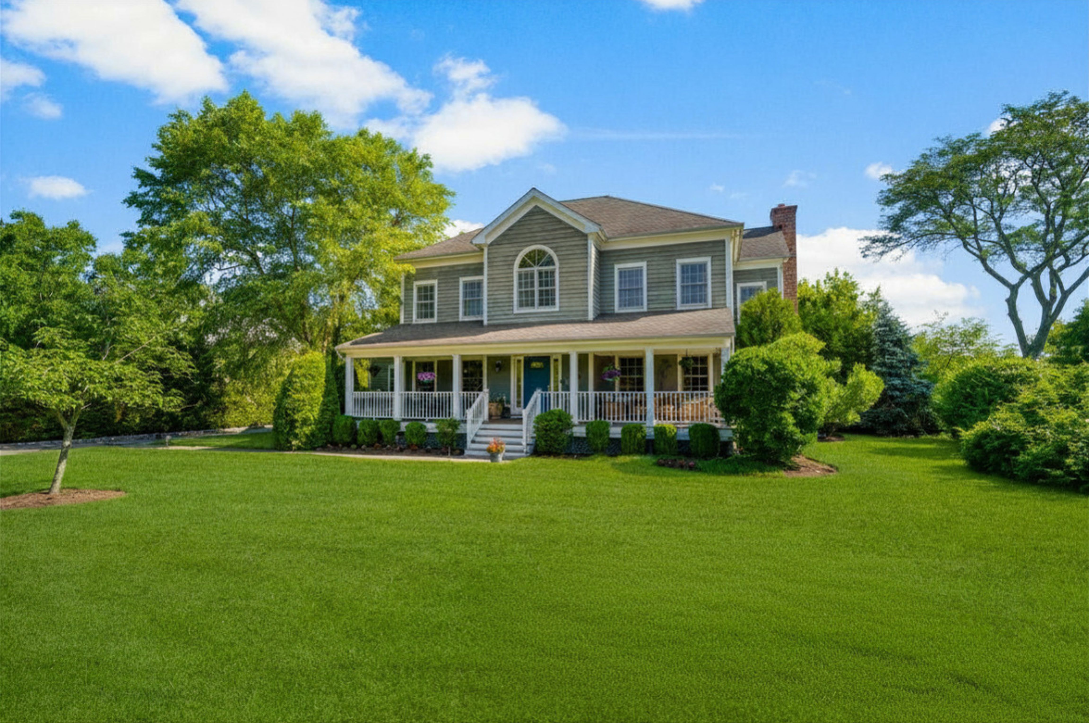  Elegant Larchmont Colonial - 物件實景
