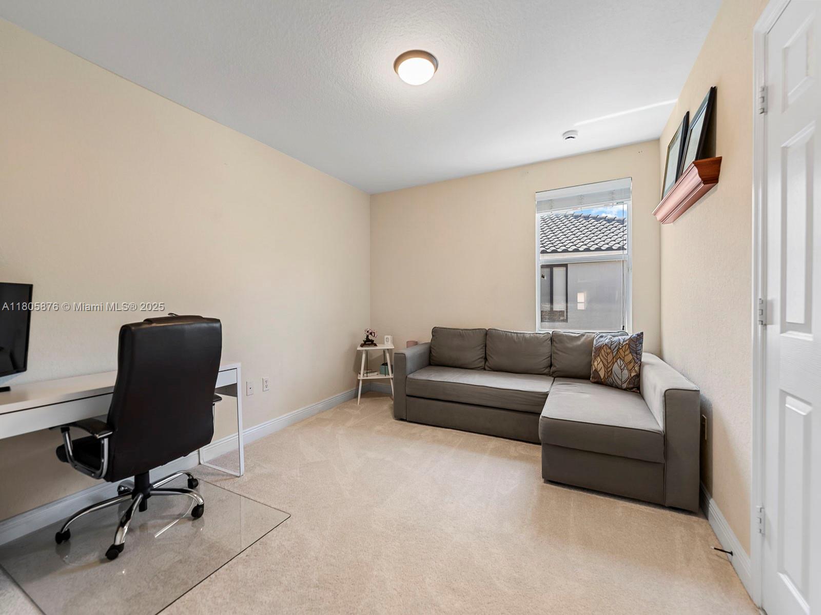 Weston, Florida, 33332, United States, 5 Bedrooms Bedrooms, ,5 BathroomsBathrooms,Residential,For Sale,1826480