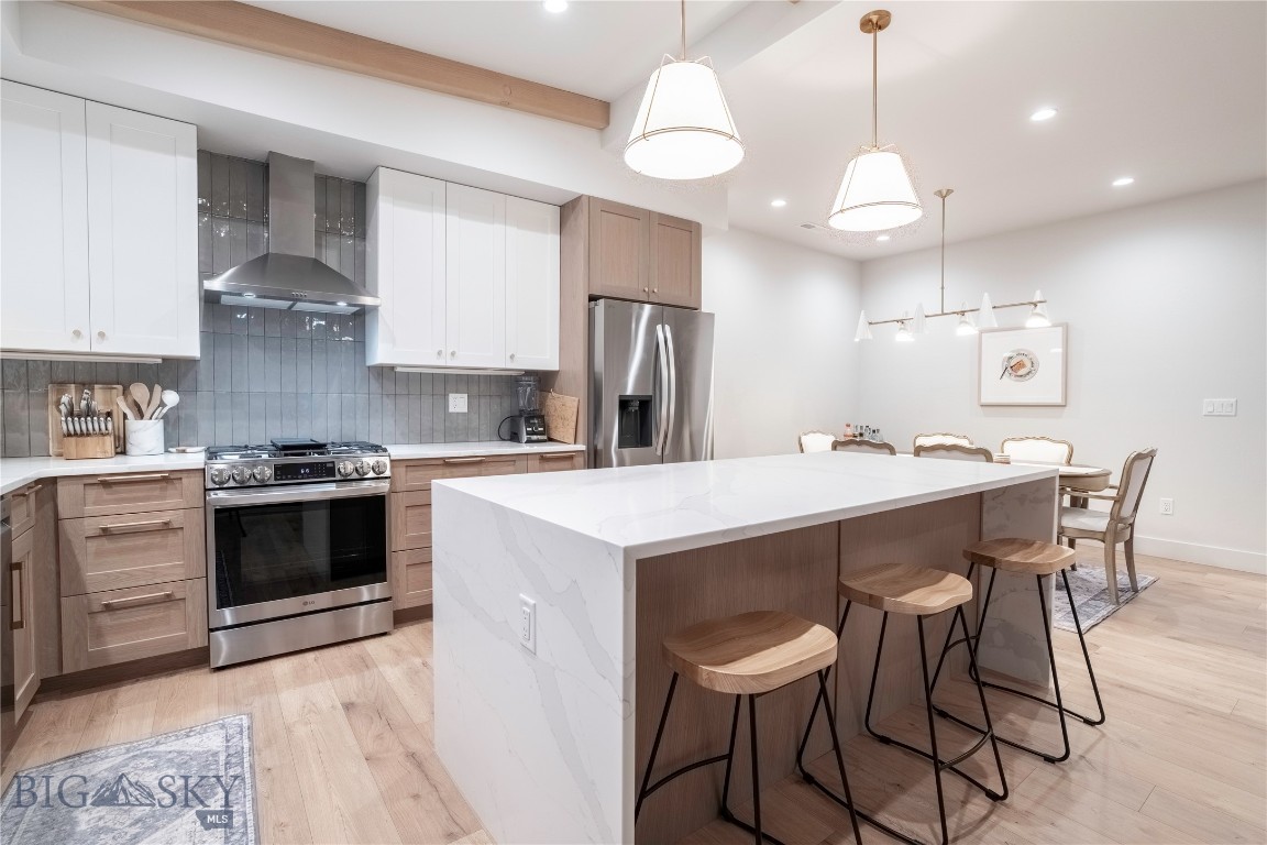 Bozeman, Montana, 59718, United States, 3 Bedrooms Bedrooms, ,2 BathroomsBathrooms,Residential,For Sale,1998833