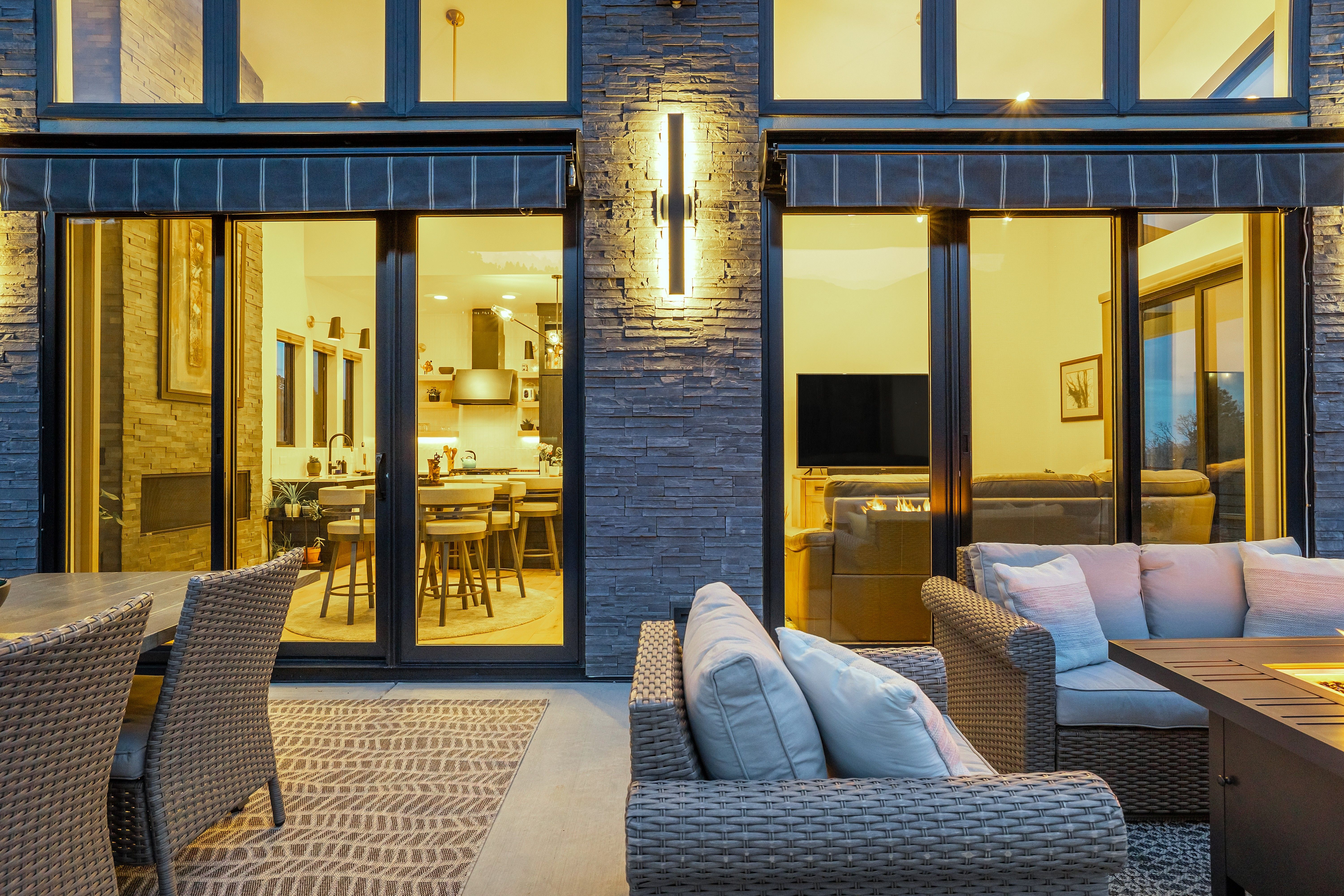  Modern Mountain Retreat with Panoramic Views & Trail Access - 物件實景