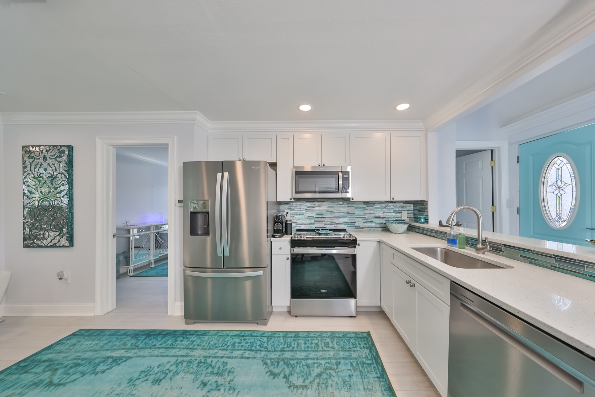 Madeira Beach, Florida, 33708, United States, 2 Bedrooms Bedrooms, ,2 BathroomsBathrooms,Residential,For Sale,1977709