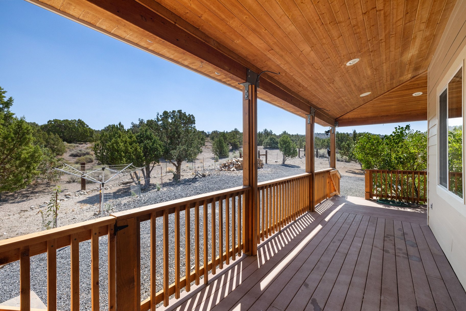  665 Rocking Horse Road - 物件實景