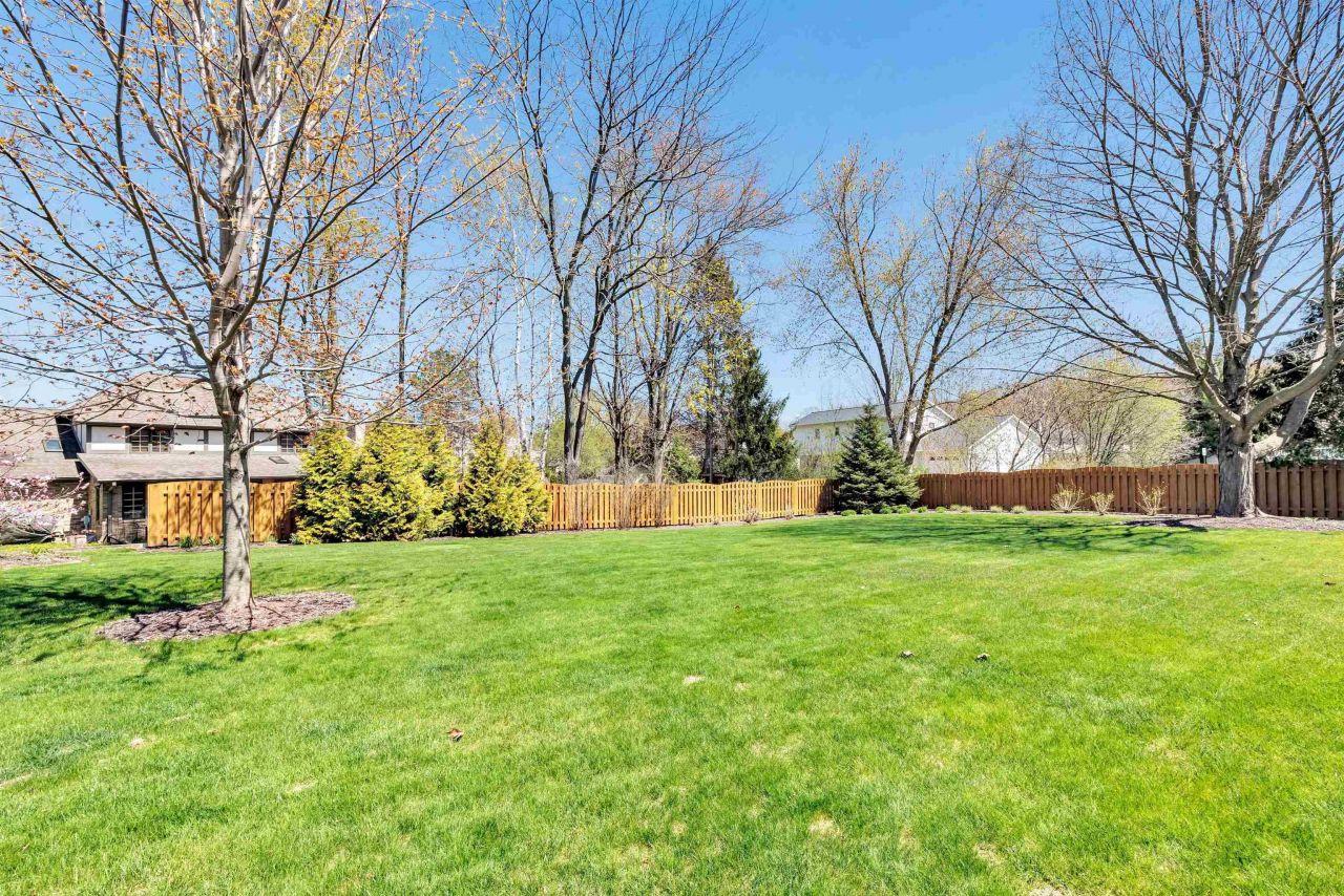 GREEN BAY, Wisconsin, 54313, United States, 4 Bedrooms Bedrooms, ,3 BathroomsBathrooms,Residential,For Sale,1818283