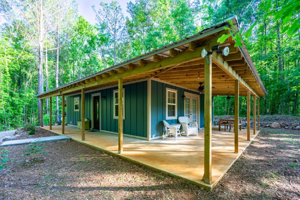 LaGrange, Georgia, 30240, United States, 2 Bedrooms Bedrooms, ,2 BathroomsBathrooms,Residential,For Sale,1865221
