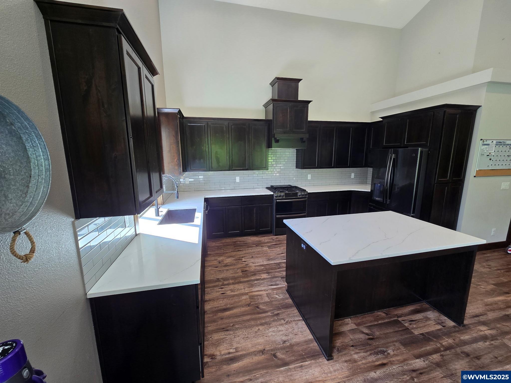 Mill City, Oregon, 97360, United States, 3 Bedrooms Bedrooms, ,2 BathroomsBathrooms,Residential,For Sale,1820943