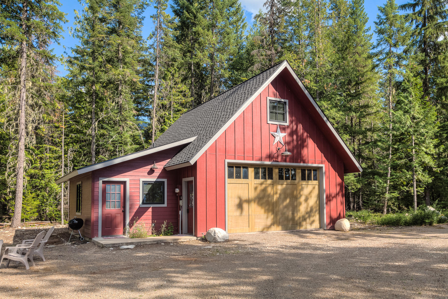 Coolin, Idaho, 83821, United States, 2 Bedrooms Bedrooms, ,1 BathroomBathrooms,Residential,For Sale,1921684