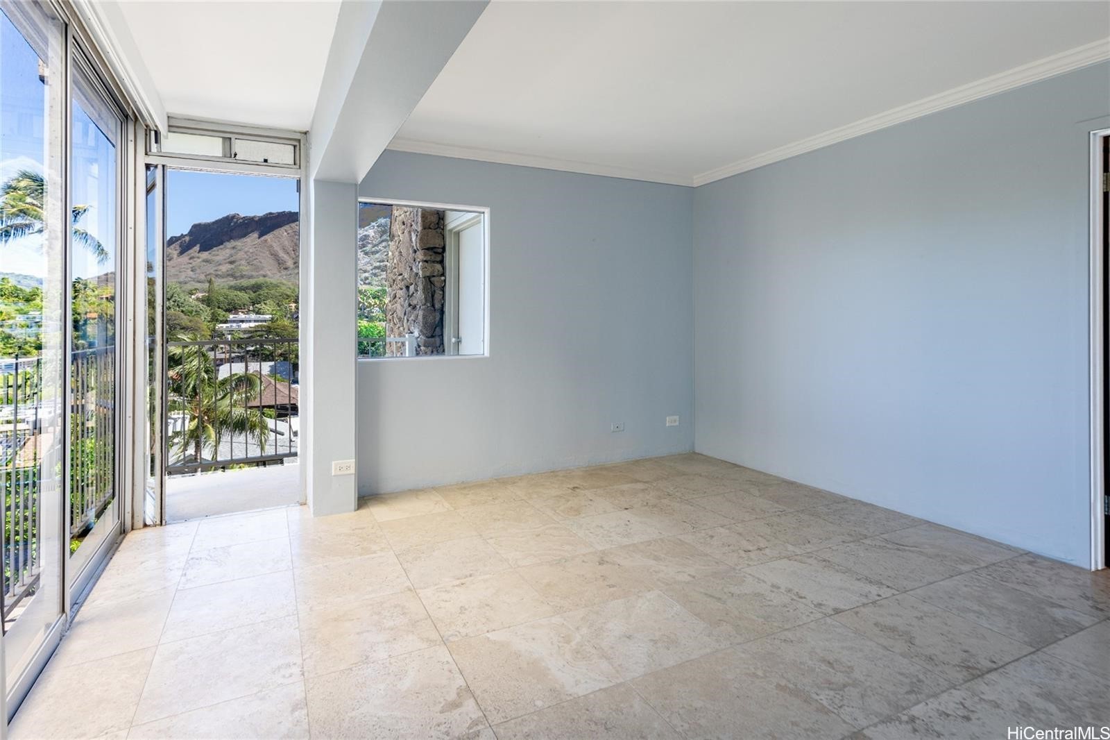 Honolulu, Hawaii, 96815, United States, 2 Bedrooms Bedrooms, ,2 BathroomsBathrooms,Residential,For Sale,1846799