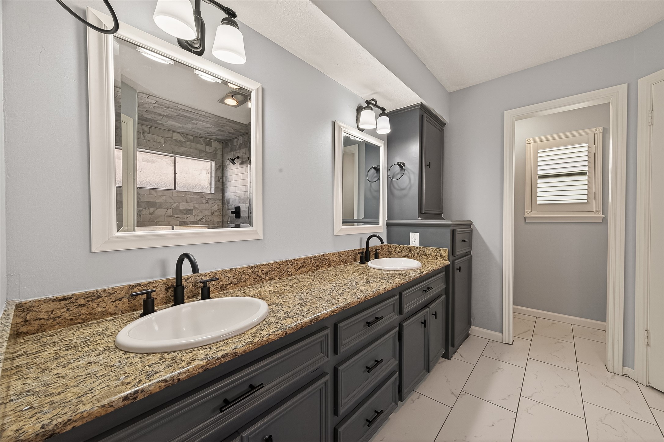  5323 Mulberry Grove Drive - 物件實景