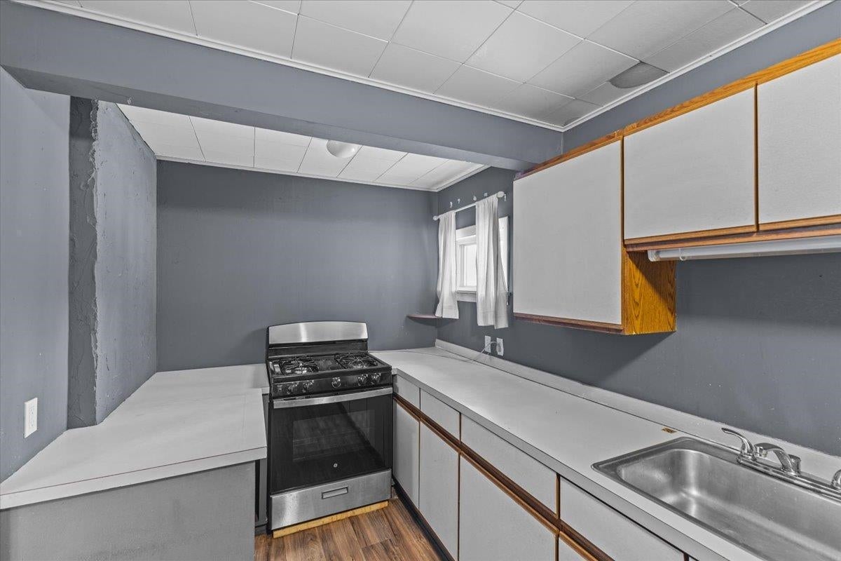 Stowe, Vermont, 05672, United States, 4 Bedrooms Bedrooms, ,2 BathroomsBathrooms,Residential,For Sale,2003261