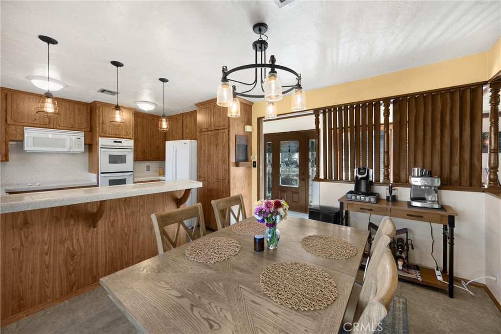 Wrightwood, California, 92397, United States, 5 Bedrooms Bedrooms, ,3 BathroomsBathrooms,Residential,For Sale,1975800