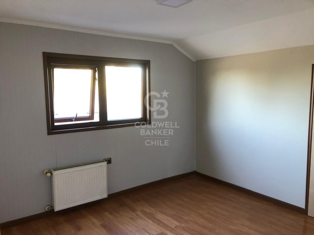 Puerto Varas, Chile, 5 Bedrooms Bedrooms, ,5 BathroomsBathrooms,Residential,For Sale,1957835