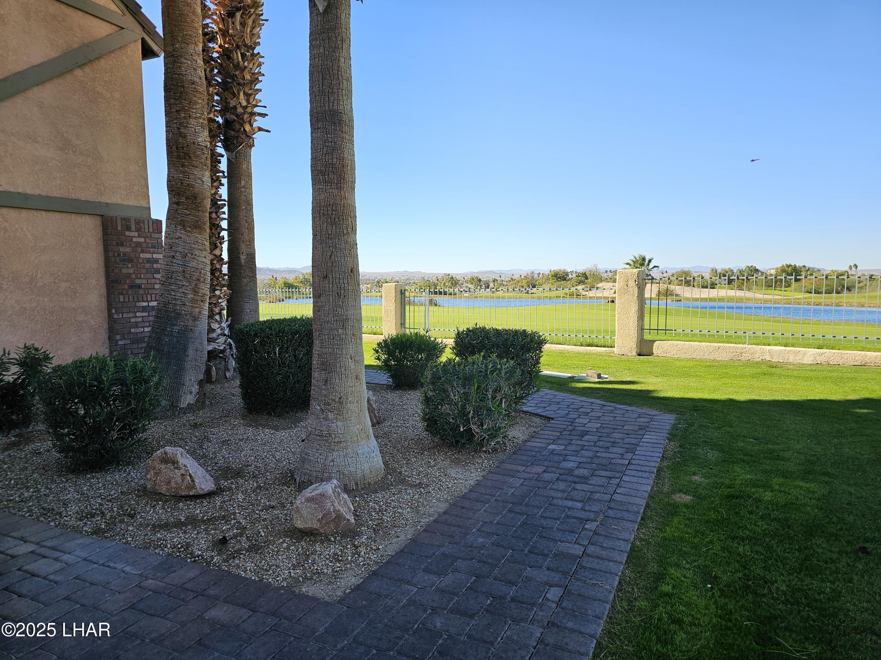 Lake Havasu City, Arizona, 86403, United States, 2 Bedrooms Bedrooms, ,3 BathroomsBathrooms,Residential,For Sale,2001999