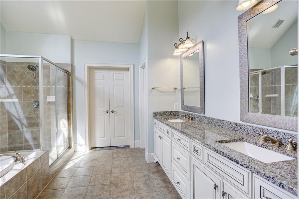 Suwanee, Georgia, 30024, United States, 5 Bedrooms Bedrooms, ,5 BathroomsBathrooms,Residential,For Sale,2025852