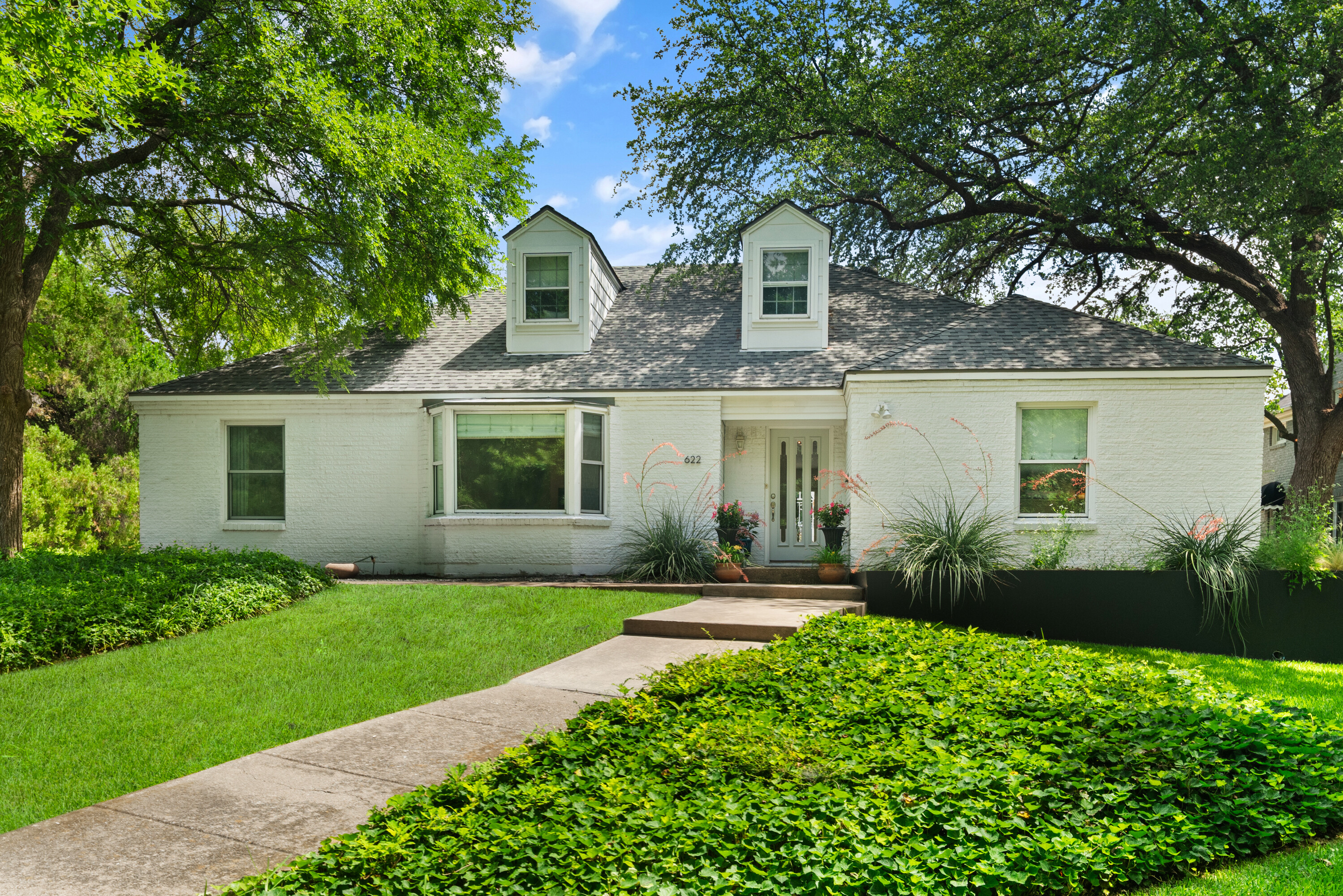  622 N. Brookside Drive - 物件實景