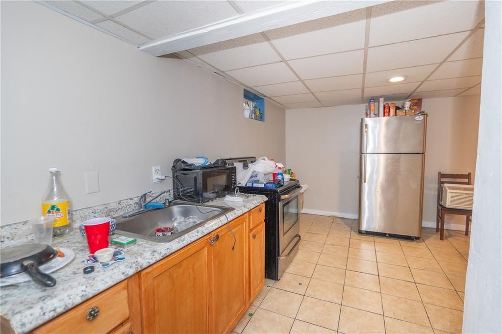 Providence, Rhode Island, 02907, United States, 9 Bedrooms Bedrooms, ,3 BathroomsBathrooms,Residential,For Sale,1931213