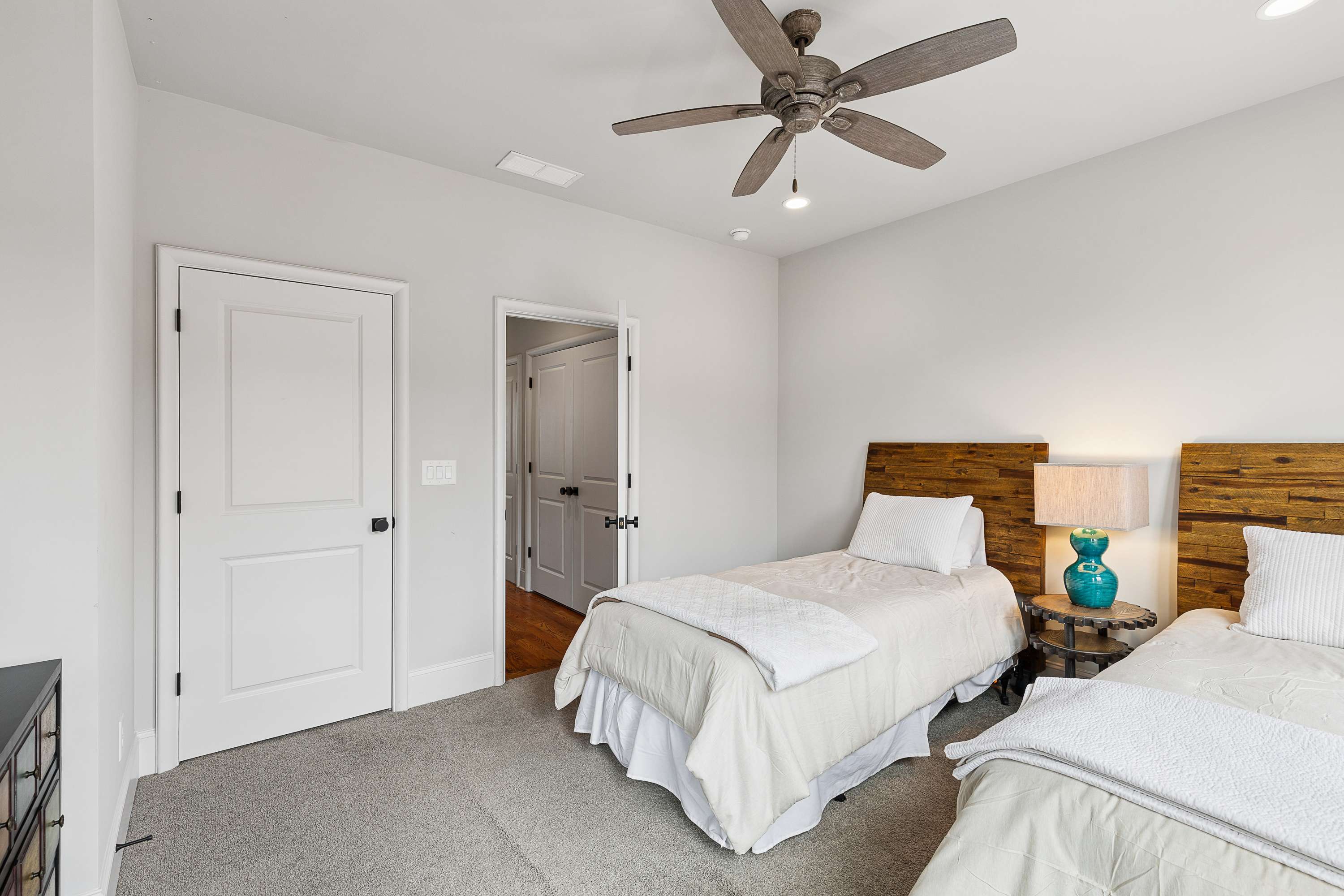  Stunning Townhome in Decatur