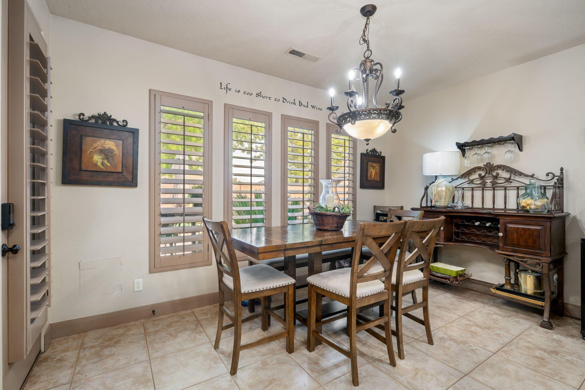 St George, Utah, 84790, United States, 4 Bedrooms Bedrooms, ,3 BathroomsBathrooms,Residential,For Sale,1931400