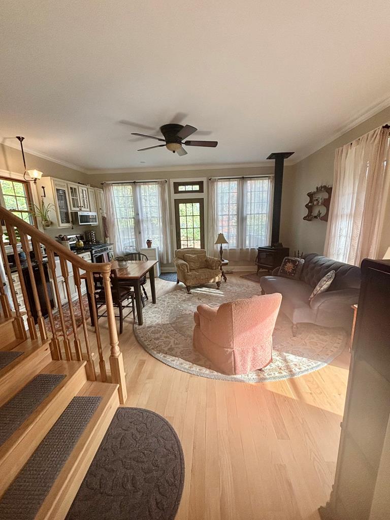 Onancock, Virginia, 23417, United States, 3 Bedrooms Bedrooms, ,2 BathroomsBathrooms,Residential,For Sale,1989733