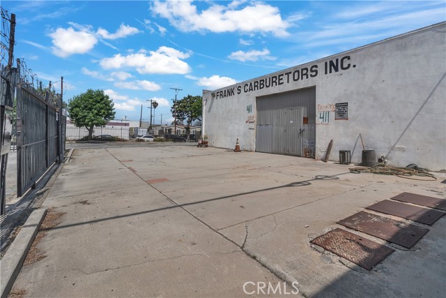 Compton, California, 90221, United States, ,Residential,For Sale,1870582