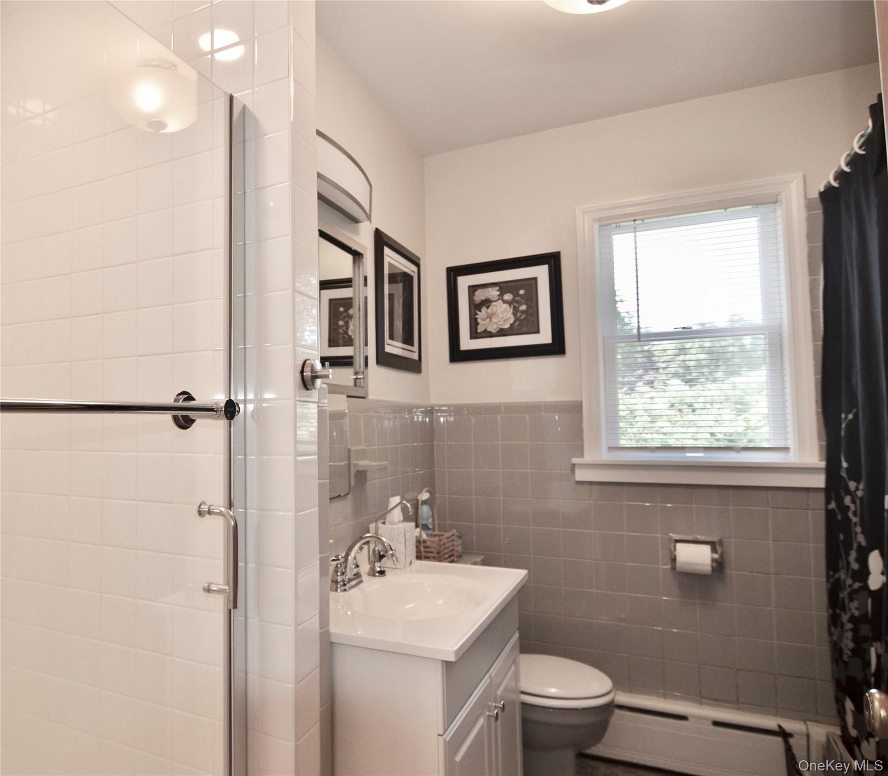 Montebello, New York, 10901, United States, 5 Bedrooms Bedrooms, ,2 BathroomsBathrooms,Residential,For Sale,1992880