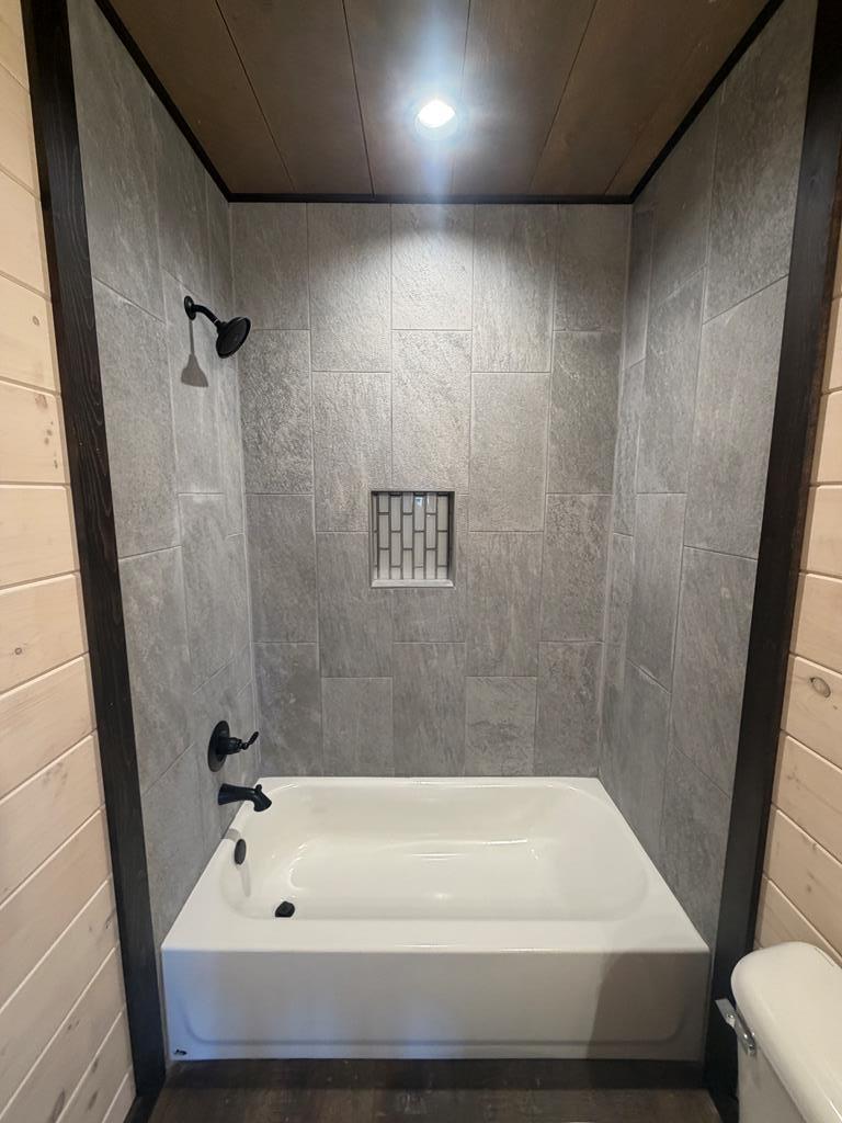 Mineral Bluff, Georgia, 30559, United States, 4 Bedrooms Bedrooms, ,4 BathroomsBathrooms,Residential,For Sale,2010498