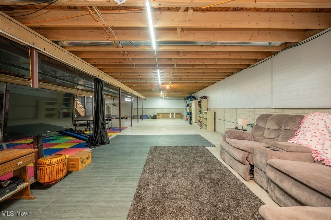 Diamond, Ohio, 44412, United States, 3 Bedrooms Bedrooms, ,2 BathroomsBathrooms,Residential,For Sale,1975740