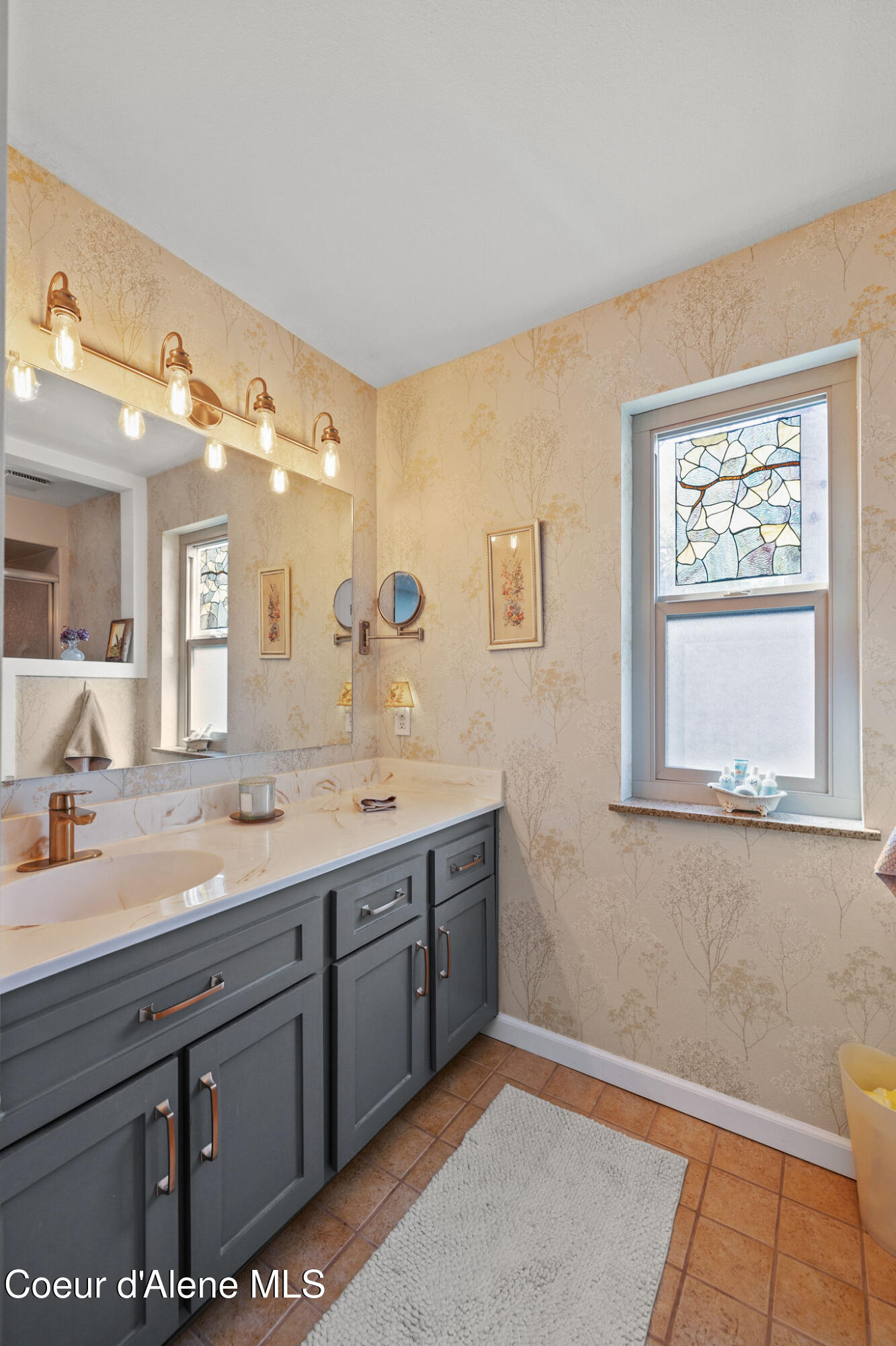 Hubbard Ave, Coeur D Alene, ID 83814
